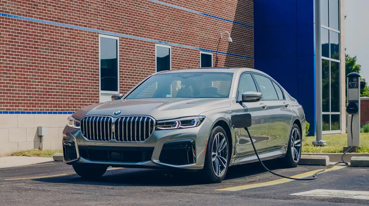 El BMW 745e de Rihanna