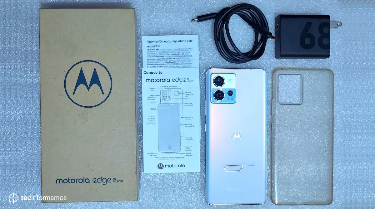 Unboxing del Motorola Edge 30 Fusion
