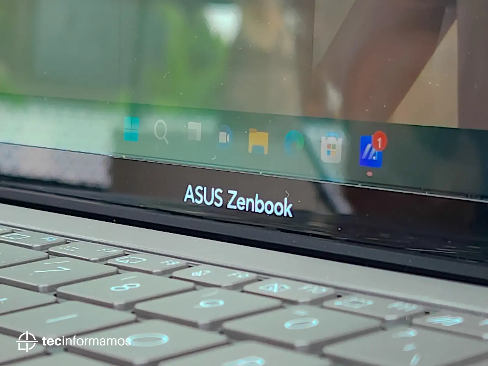 ASUS Zenbook S 13 OLED