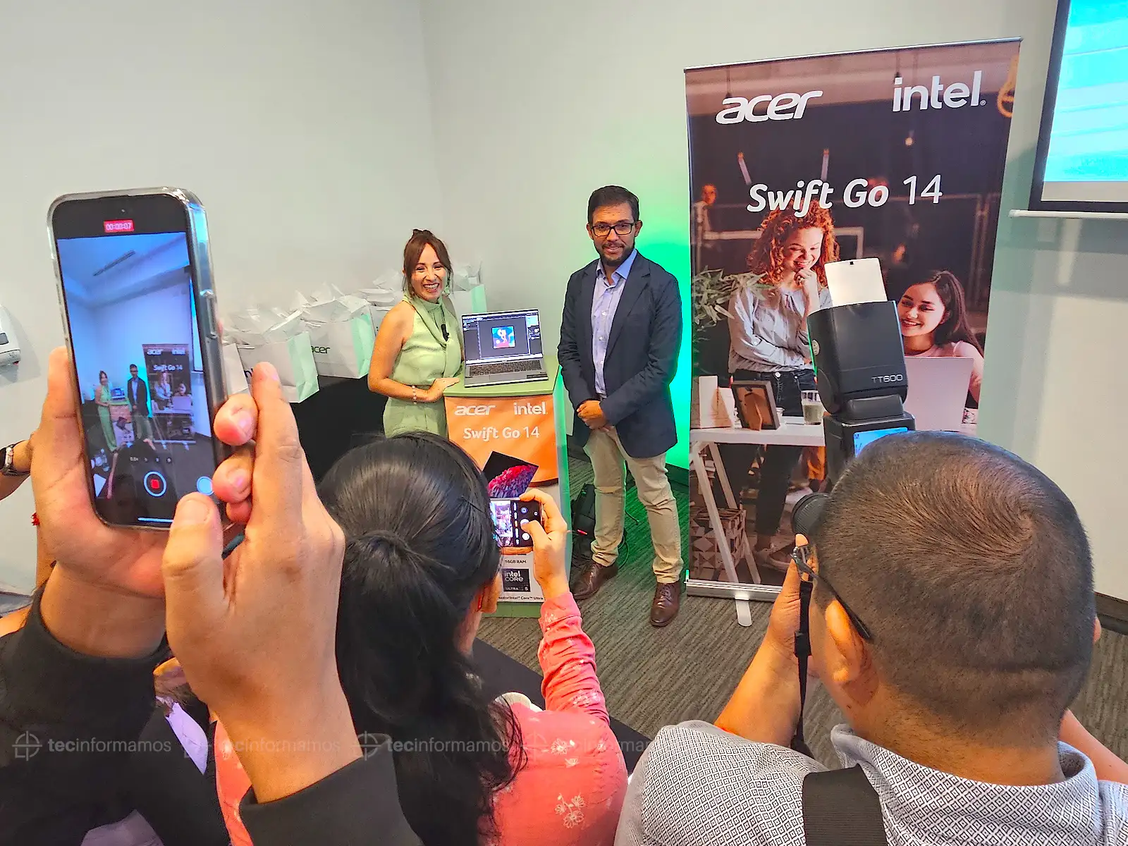 Lanzamiento de la Acer Swift Go en Perú