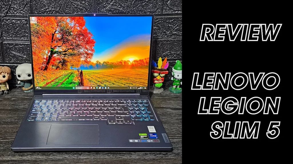 Laptop Legion Slim 5 de color negro con pantalla de colores