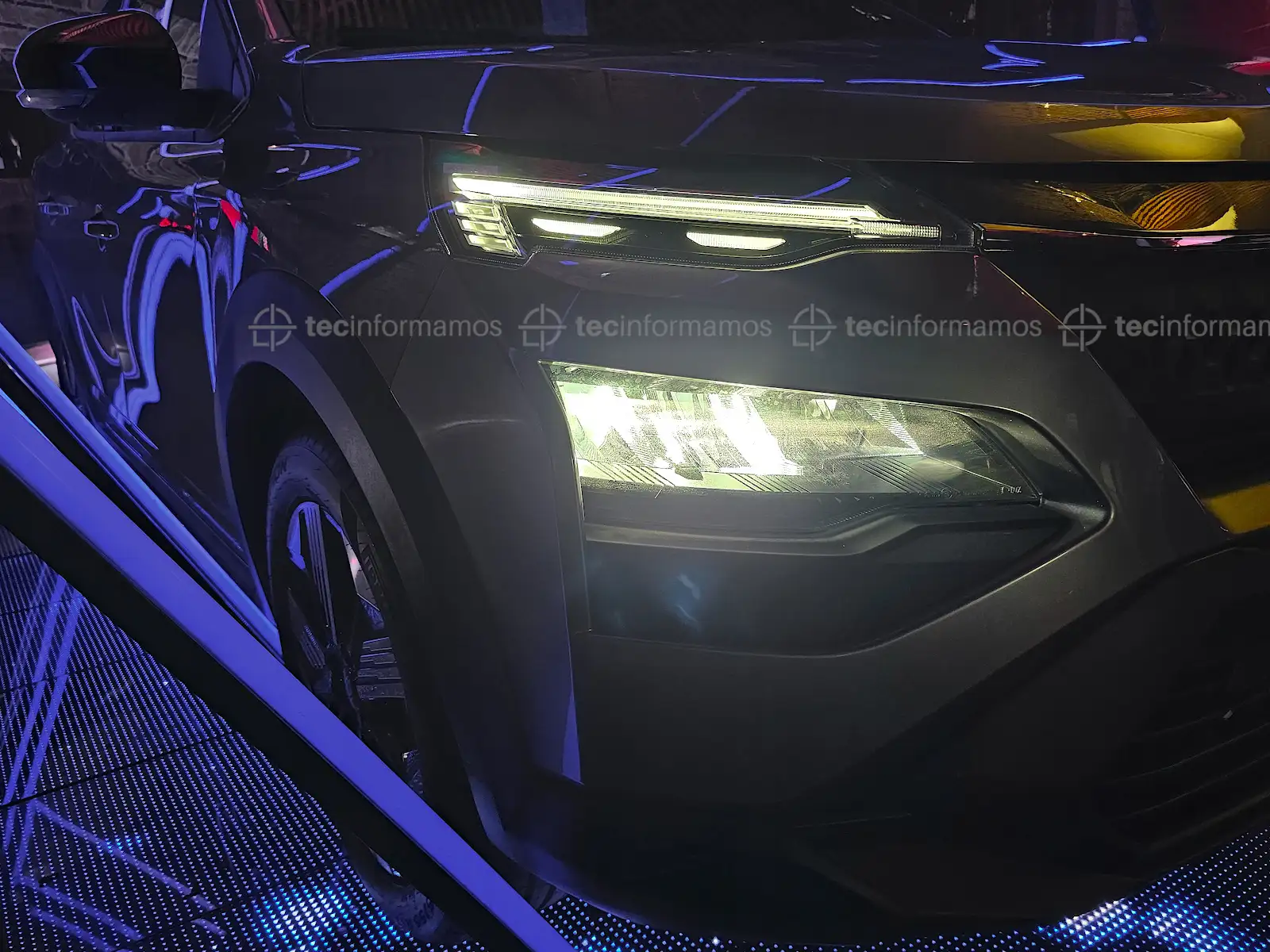 Renault Kardian faros delanteros LED