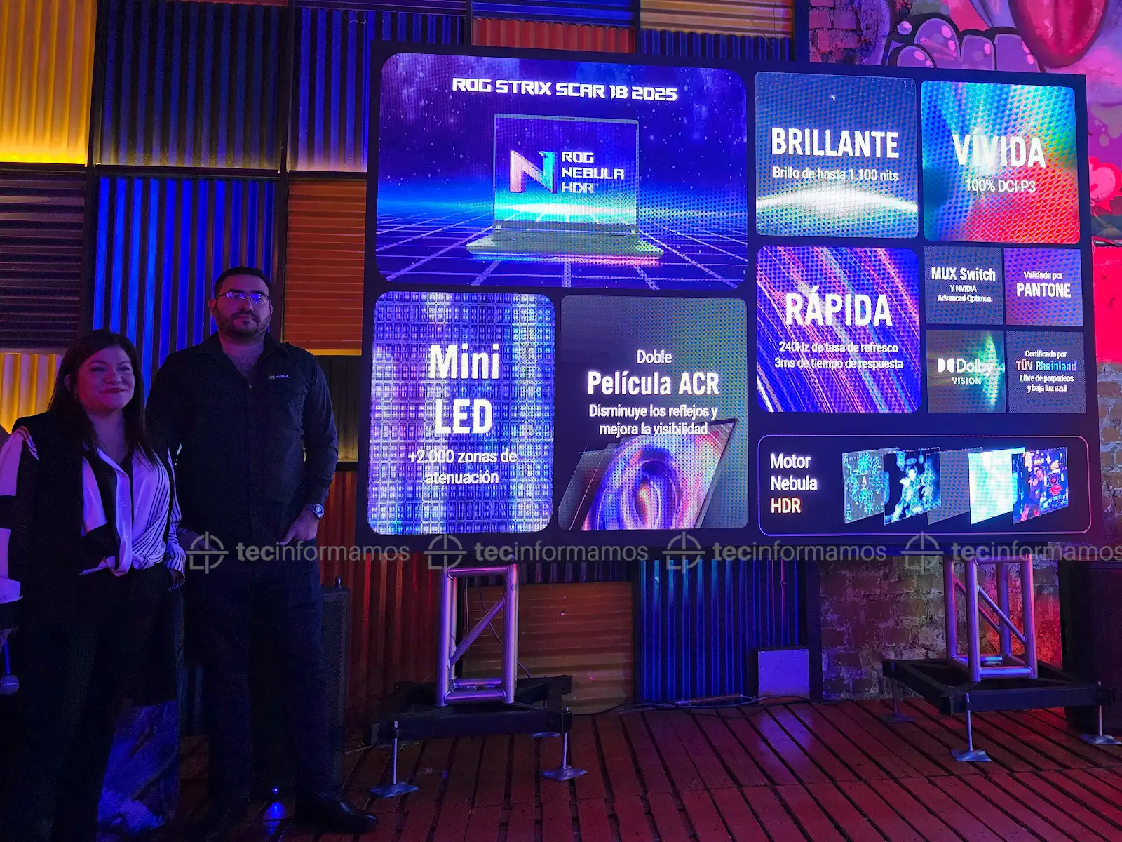 ROG Strix SCAR 18 Perú pantalla specs